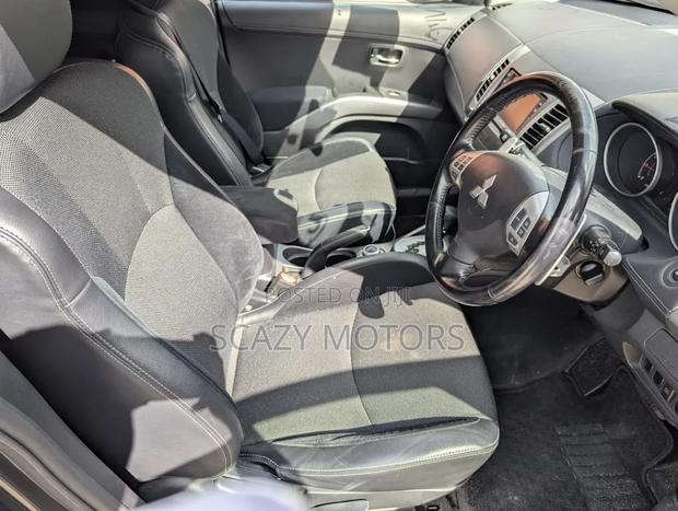 Mitsubishi Outlander 2010 Black