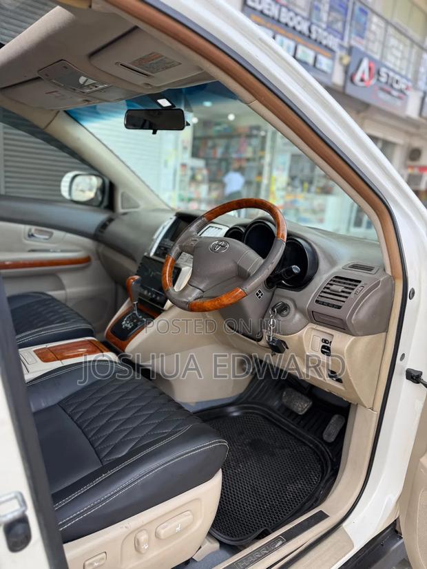 Toyota Harrier 2009 White