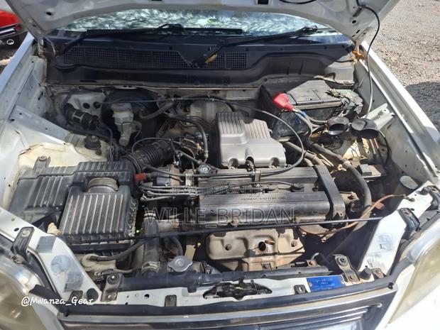 Honda CR-V 2000 White