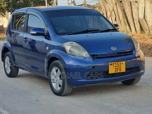 Toyota Passo 2005 Blue