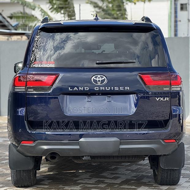 New Toyota Land Cruiser 2024 Blue