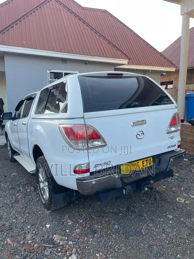 Mazda BT-50 2015 White