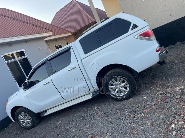 Mazda BT-50 2015 White