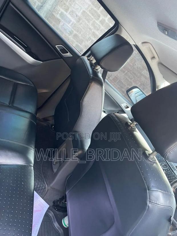 Mazda BT-50 2015 White