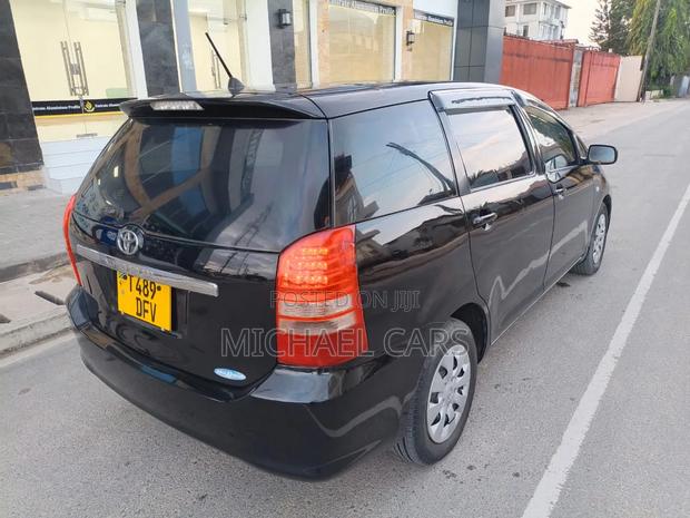 Toyota Wish 2003 Black