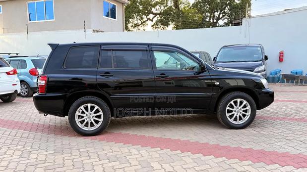 Toyota Kluger 2006 Black