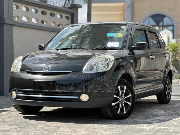 Mazda Verisa 2010 Black