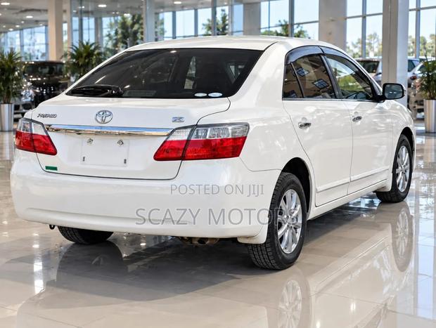 Toyota Premio 2009 White