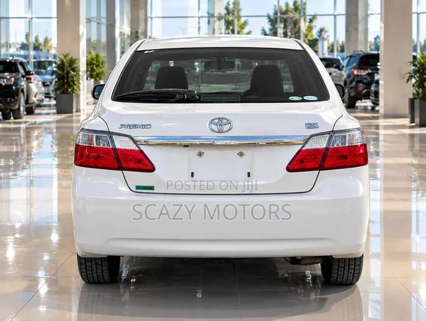 Toyota Premio 2009 White