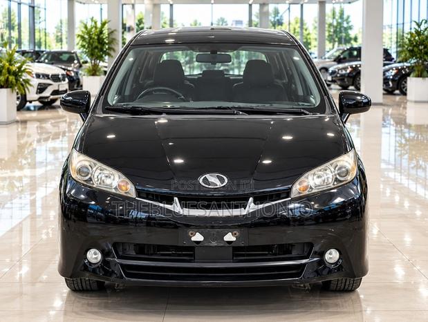 Toyota Wish 2010 Blue