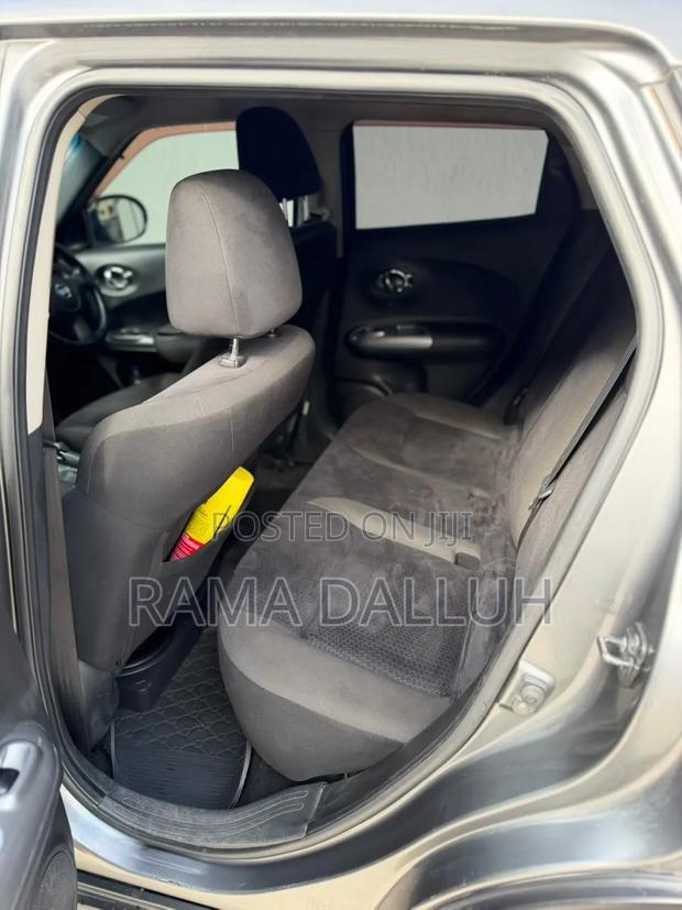 Nissan Juke 2011 Gray