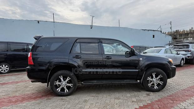 Toyota Hilux Surf 2.7 SSR 2007 Black