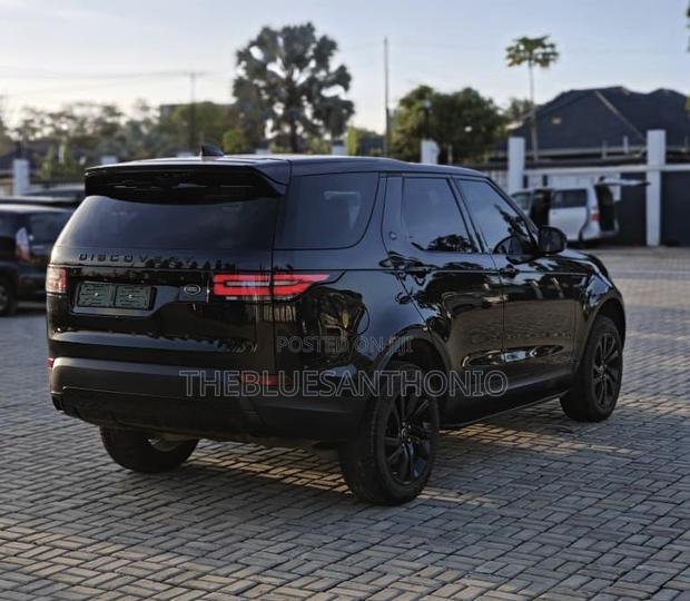 Land Rover Discovery 2020 Black