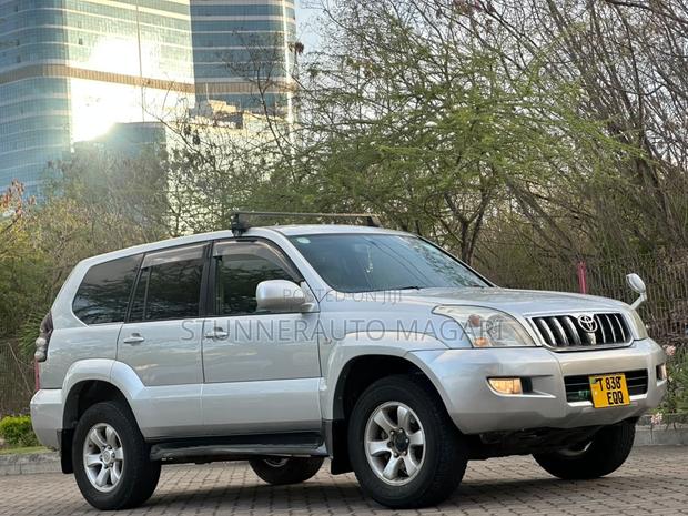 Toyota Land Cruiser Prado 2007 Silver