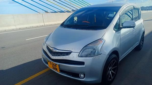 Toyota Ractis 1.5 AWD 2006 White