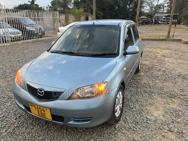 Mazda Demio 2007 Blue