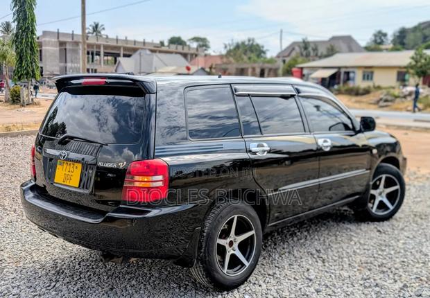 Toyota Kluger 2006 Black