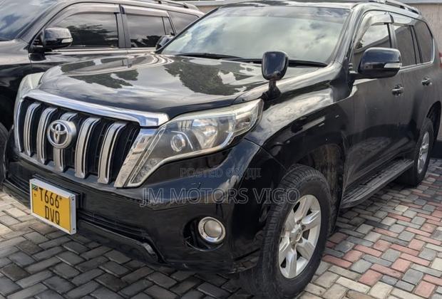 Toyota Land Cruiser Prado 2015 Black
