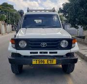 Toyota Land Cruiser 2007 Off white for sale