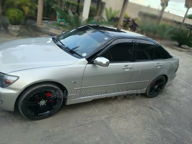 Toyota Altezza 2004 Silver