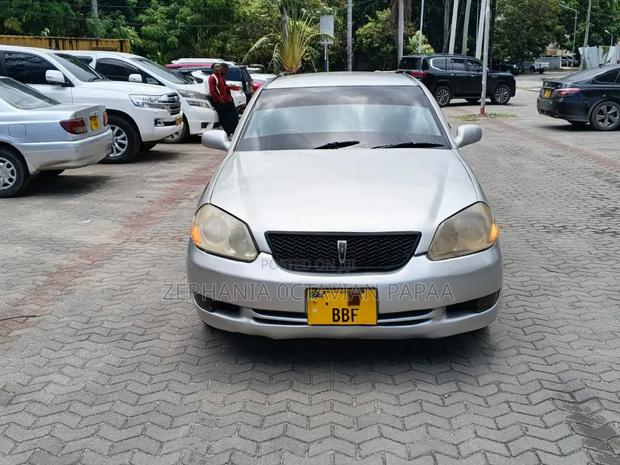 Toyota Mark II 2002 Silver