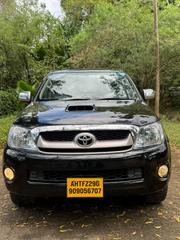 Toyota Hilux 2.5 D-4D 4X4 SRX 2011 Black for sale