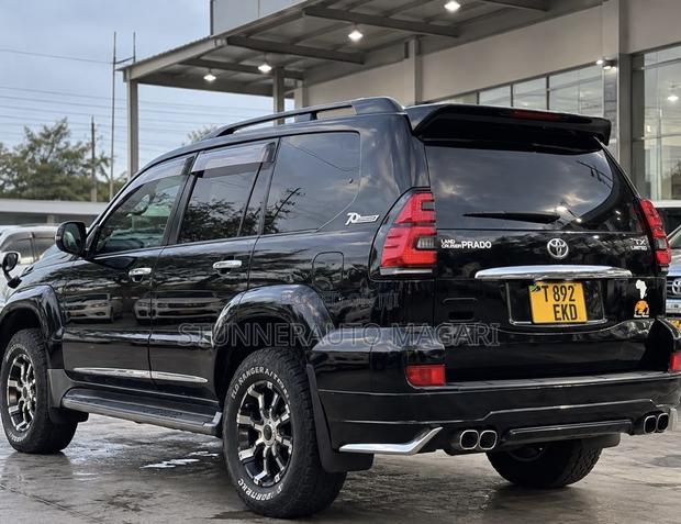 Toyota Land Cruiser Prado 2007 Matt Black