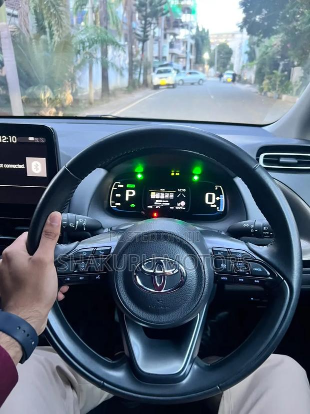 Toyota Aqua 2023 Blue