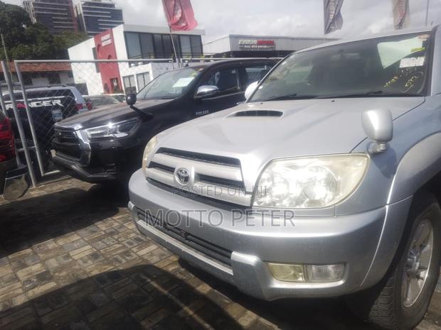 Toyota Hilux Surf 2005 Silver