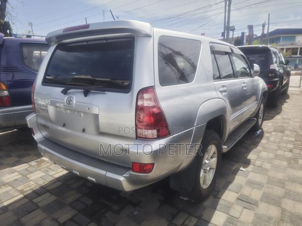 Toyota Hilux Surf 2005 Silver