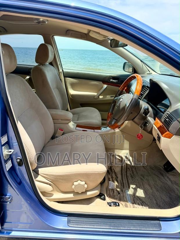Toyota Premio 2006 Blue