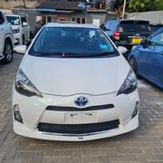 Toyota Aqua 2013 White for sale