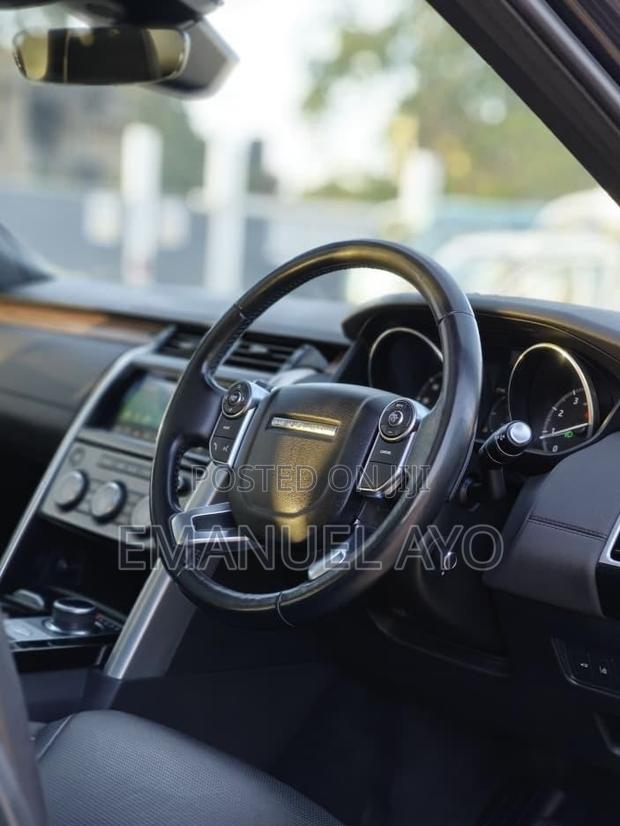 Land Rover Discovery 2019 Black