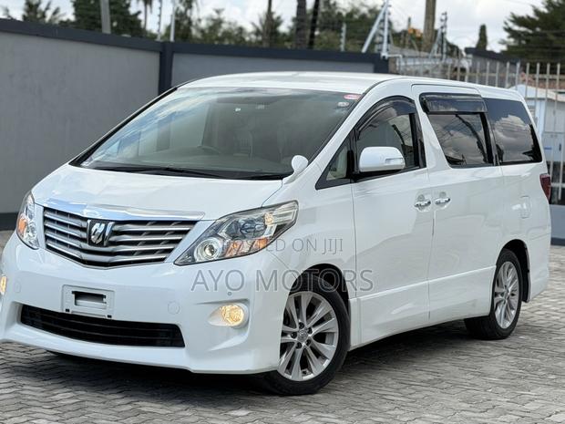 Toyota Alphard 2010 White