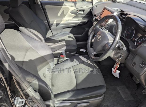 Toyota Wish 2009 Black