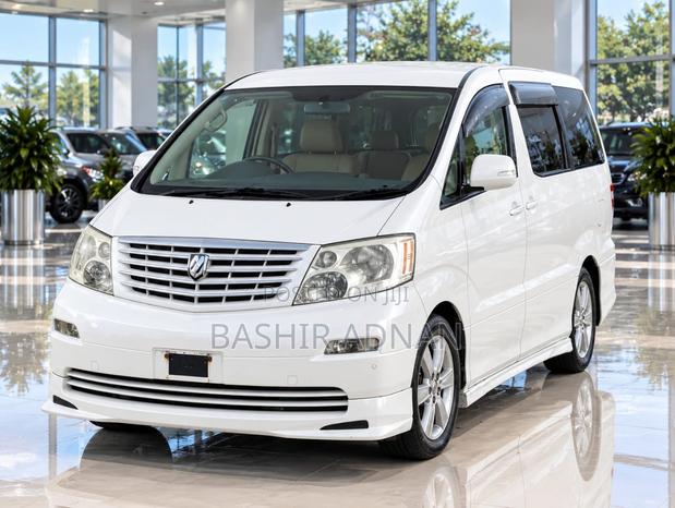 Toyota Alphard 2.4 Petrol FWD 2004 White