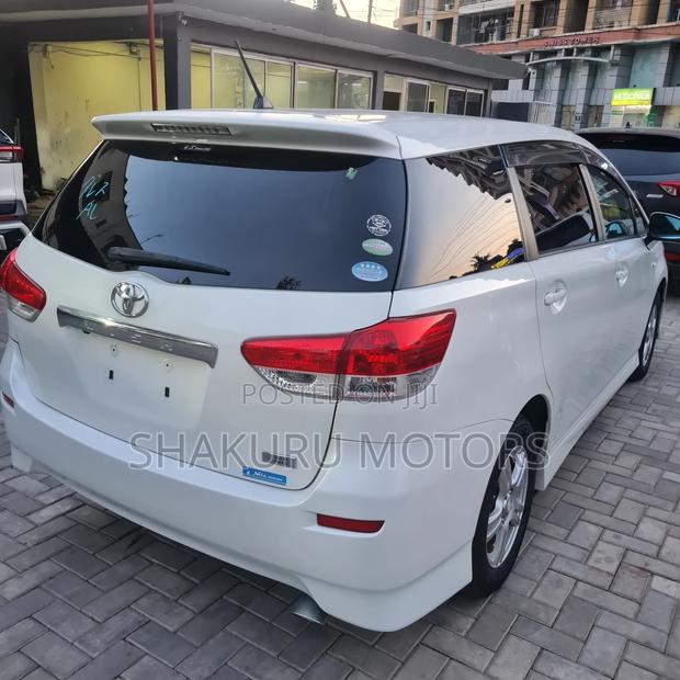 Toyota Wish 2010 White