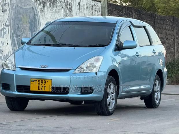 Toyota Wish 2006 Blue