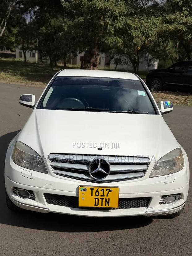Mercedes-Benz C200 2008 White