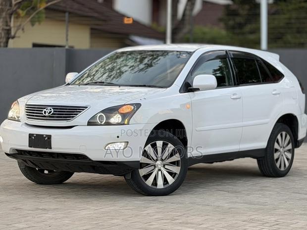 Toyota Harrier 2006 White