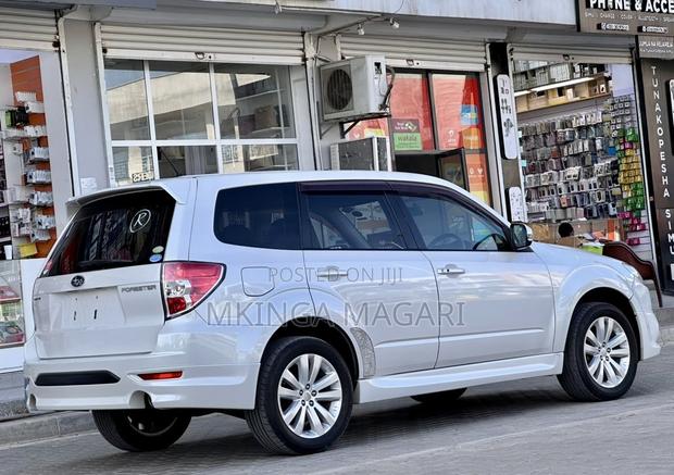 Subaru Forester 2011 White