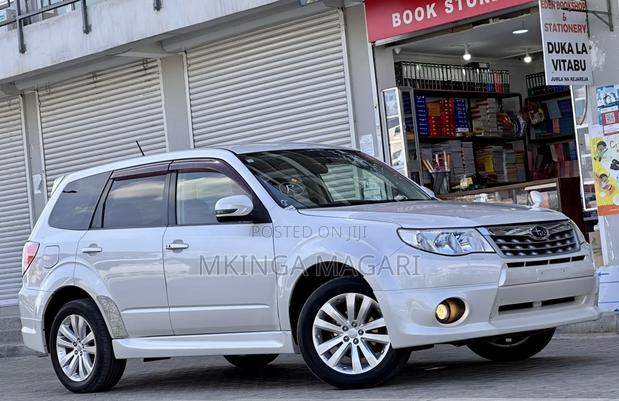 Subaru Forester 2011 White