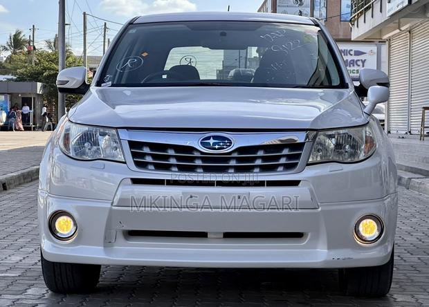 Subaru Forester 2011 White