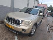 Jeep Cherokee 2012 Gold for sale