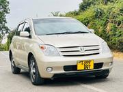 Toyota IST 2005 Silver for sale
