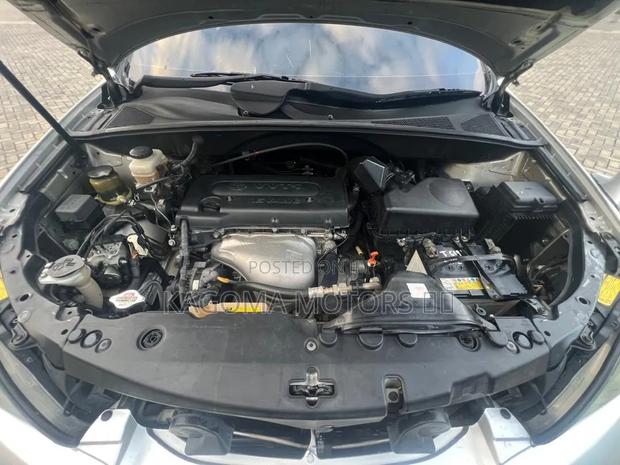 Toyota Harrier 2006 Silver