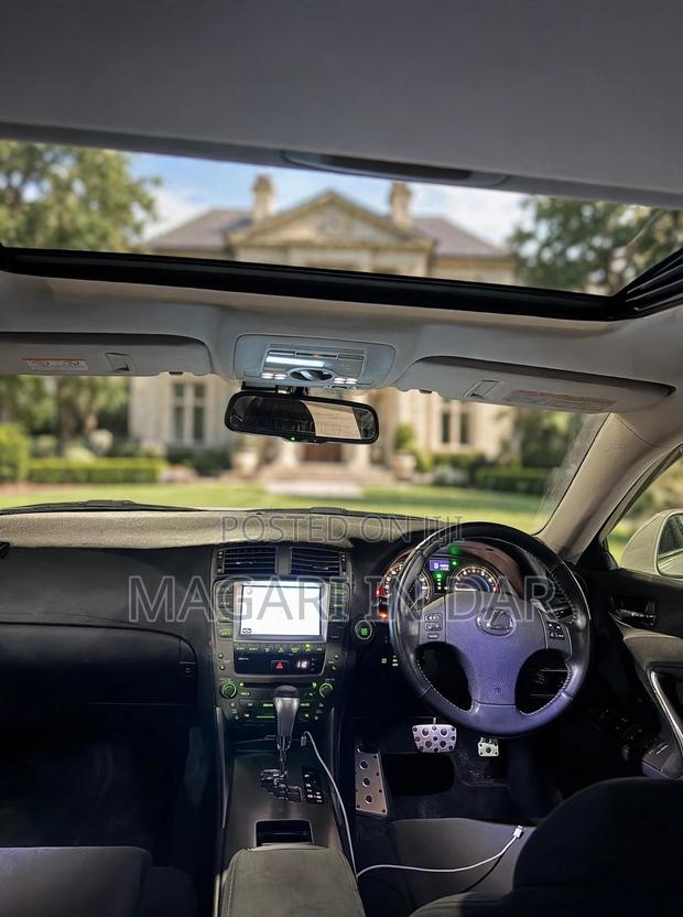 Lexus IS 2010 White