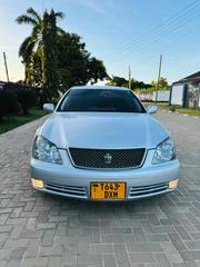 Toyota Crown Royale 2005 Silver for sale