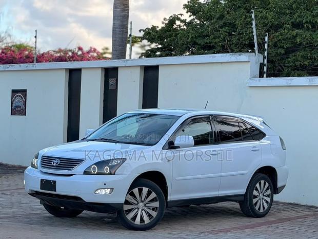 Toyota Harrier 2006 White