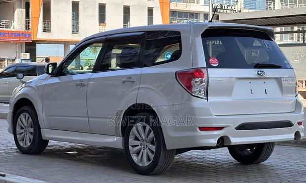 Subaru Forester 2011 White